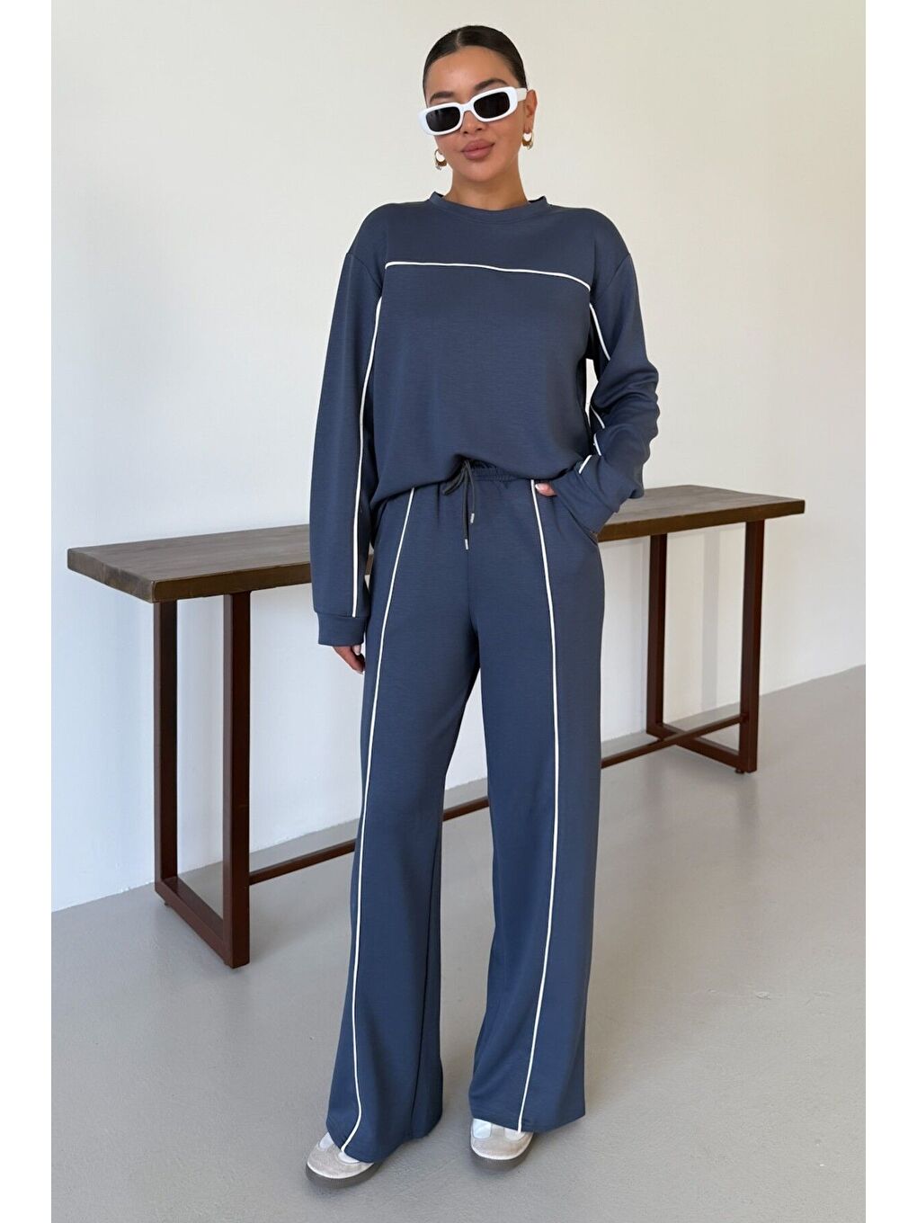 Gri Kadın Füme İnce Beyaz Biye Çizgi Detaylı Bisiklet Yaka Modal Kumaş Alt-Üst Takım-2