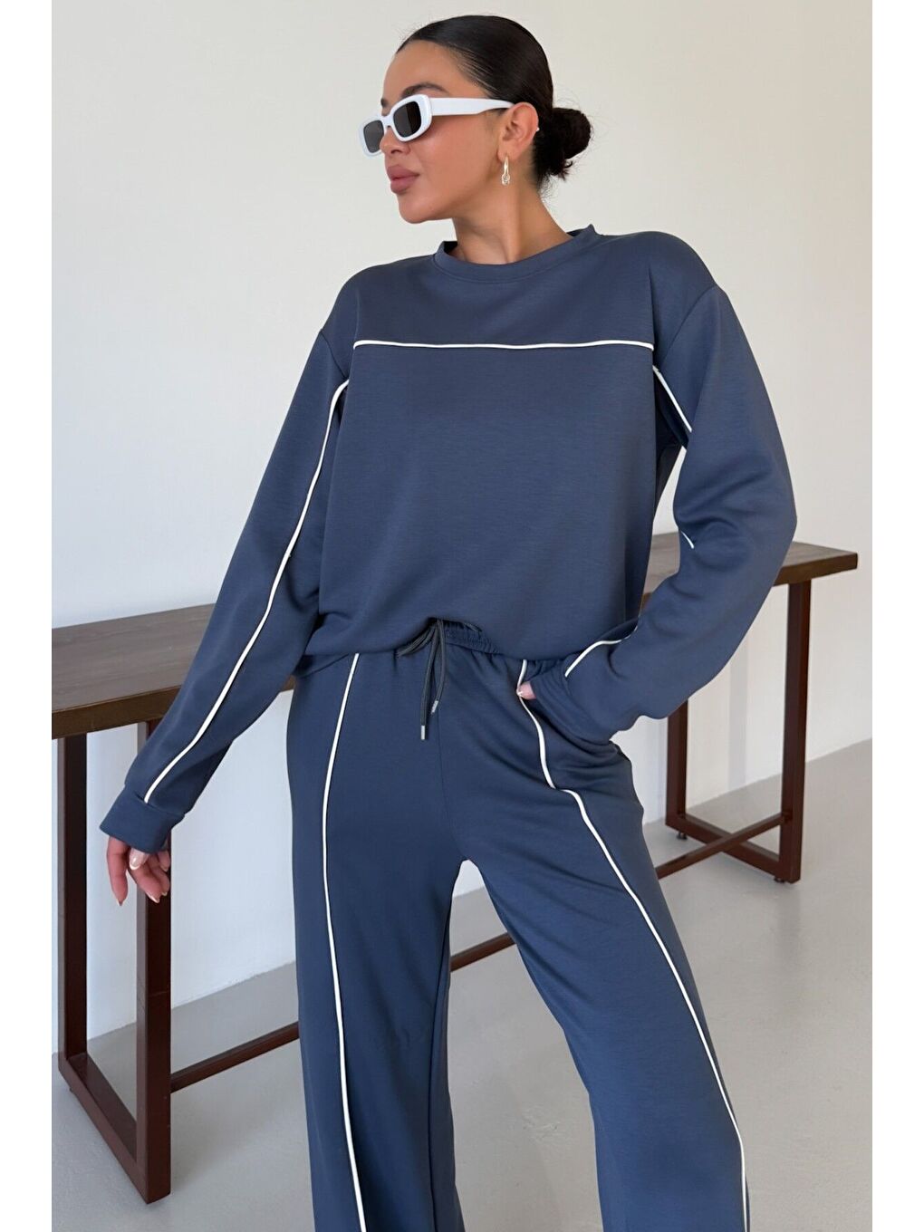 Gri Kadın Füme İnce Beyaz Biye Çizgi Detaylı Bisiklet Yaka Modal Kumaş Alt-Üst Takım-4