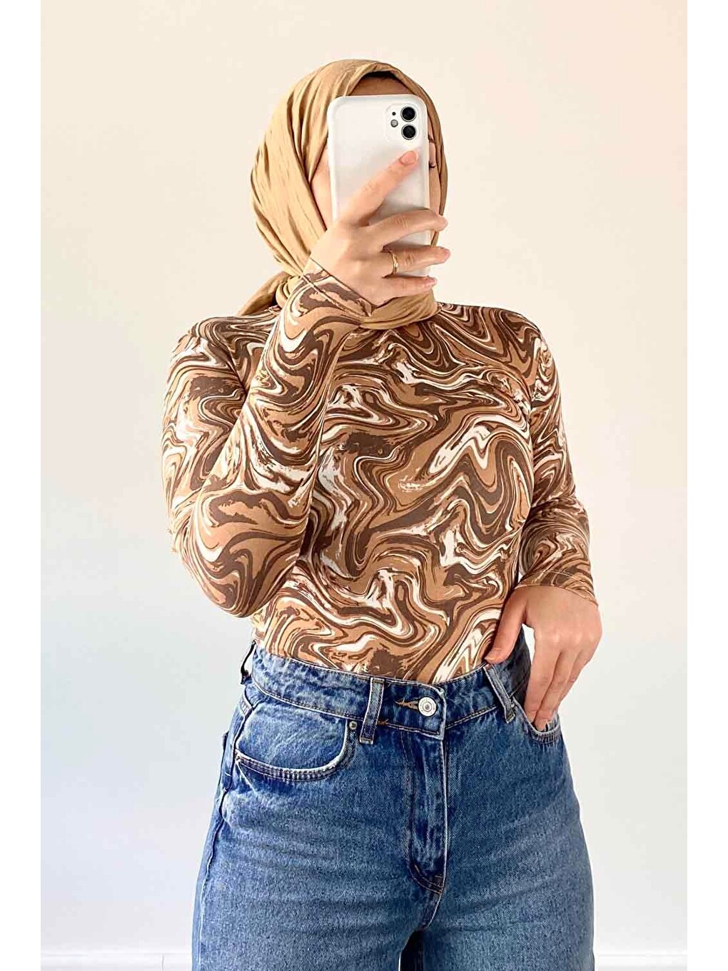 Bej Bisiklet Yaka Ebru Desenli Body Karemel