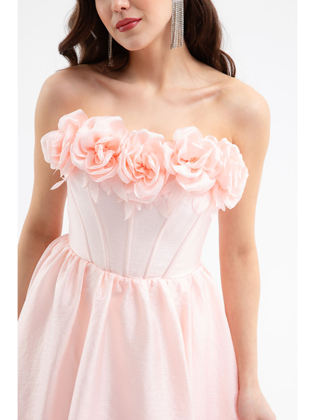Pembe Kadın Pudra Yakası Gül Detaylı Yırtmaçlı Uzun Abiye Elbise-2