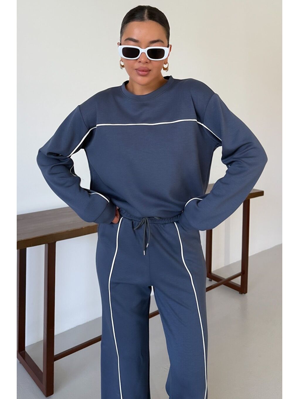 Gri Kadın Füme İnce Beyaz Biye Çizgi Detaylı Bisiklet Yaka Modal Kumaş Alt-Üst Takım-5