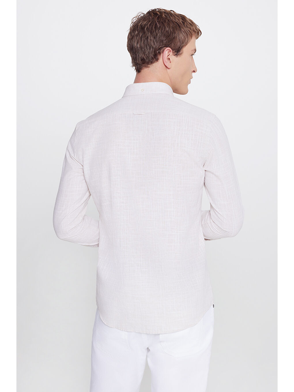 Erkek Bej Slim Fit Dar Kesim Düğmeli Yaka Armürlü Gömlek-6