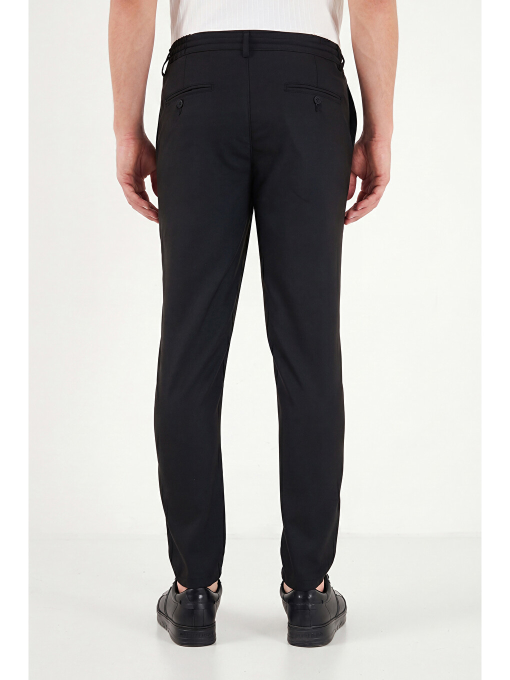 Siyah Slim Fit Dar Paça Bağlamalı Pantolon 6843657-5