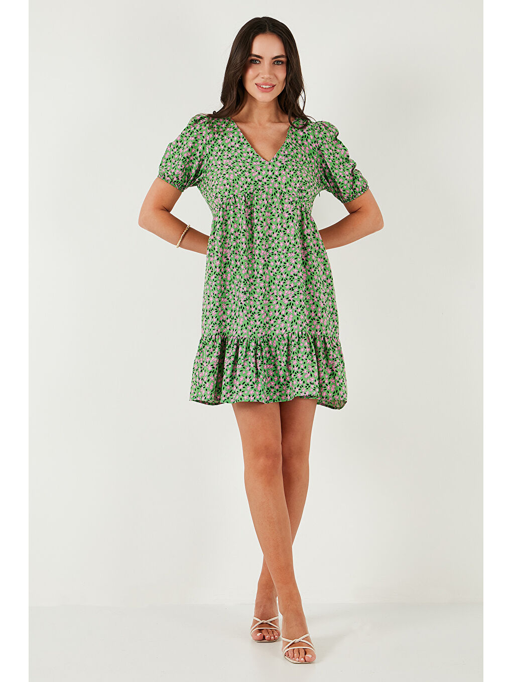 Yeşil Regular Fit V Yaka Balon Kol Desenli Mini Kadın Elbise 67810045-3