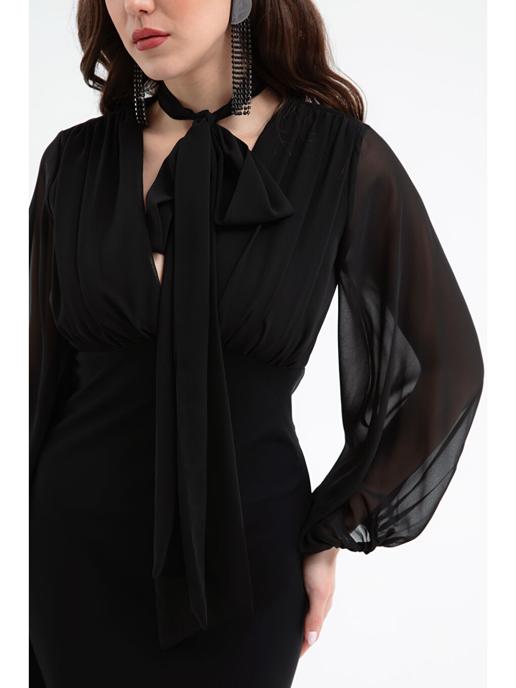 Kadın Siyah Şifon Garnili Elbise-3