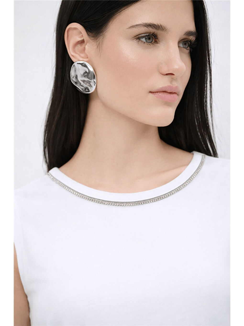 Beyaz Regular Fit Taşlı Bisiklet Yaka Kadın Atlet 26Y0140K1-2