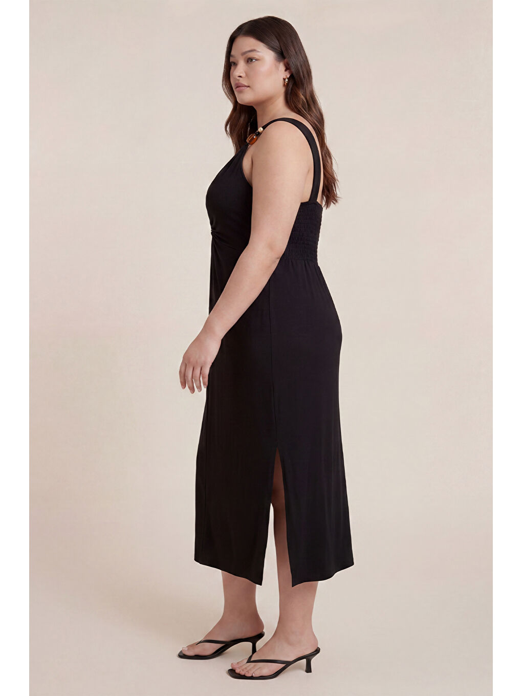 Siyah Toka Detaylı Gipeli Örme Elbise-2