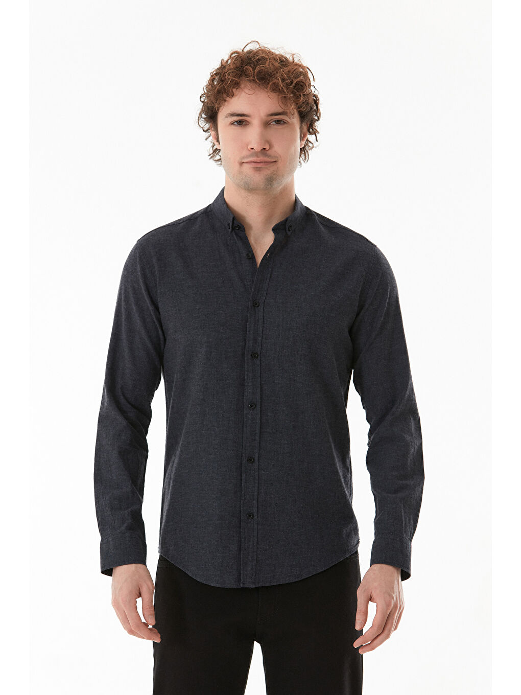 Siyah Basic Düğmeli Keten Gömlek