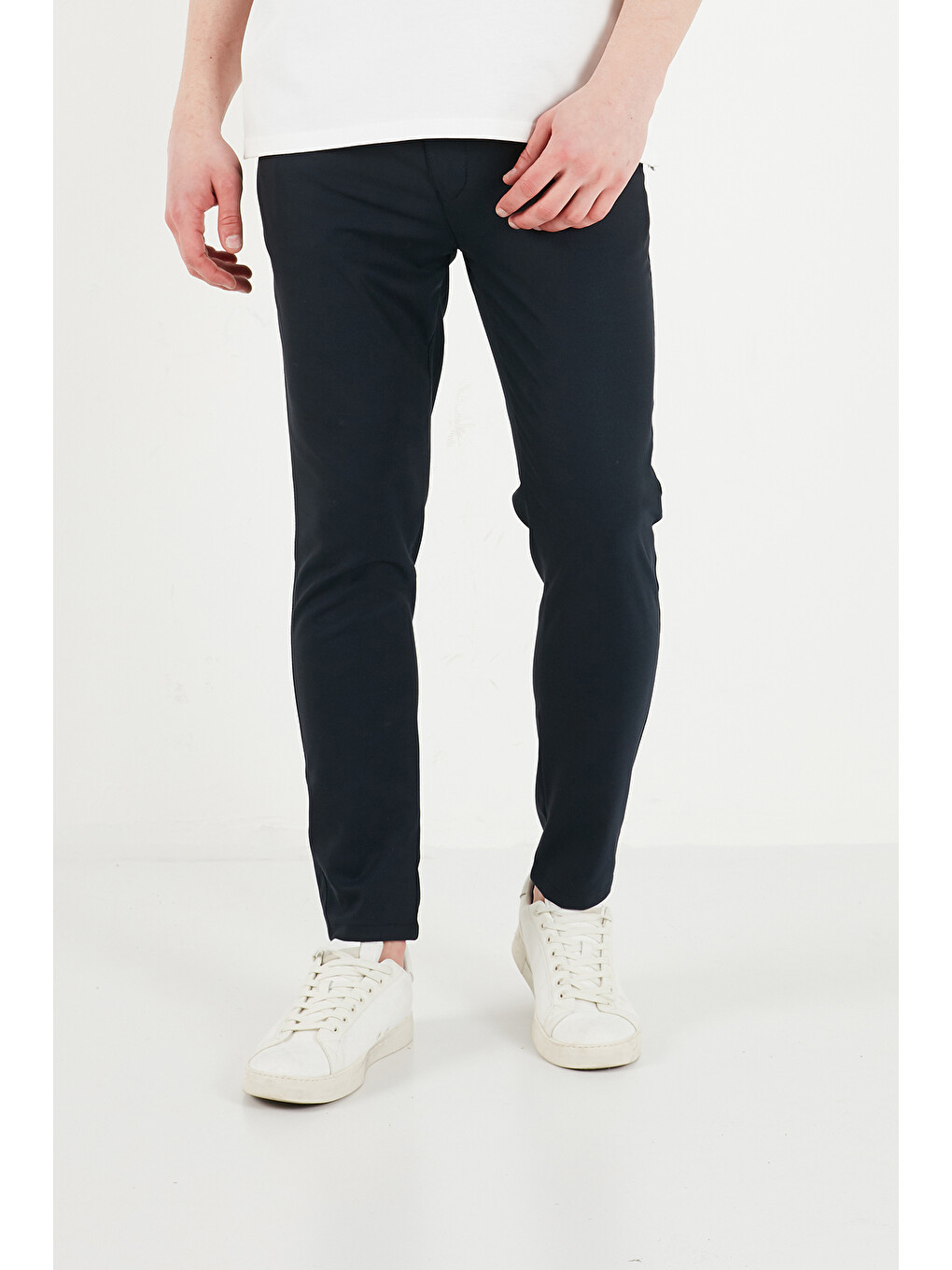 Lacivert Slim Fit Dar Paça Bağlamalı Pantolon 6843657-3