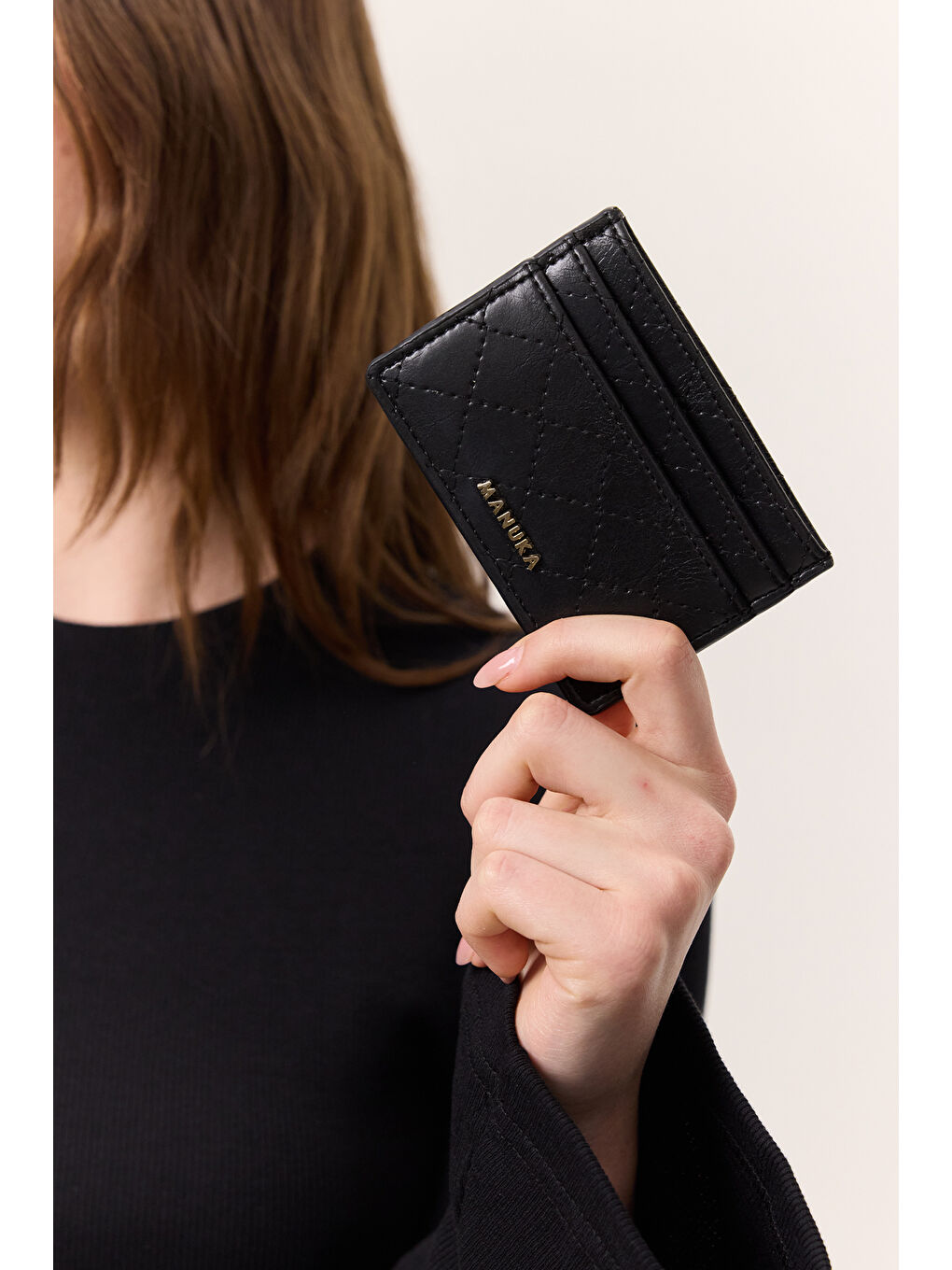 Kapitone Kartlıklı Cüzdan Siyah-3