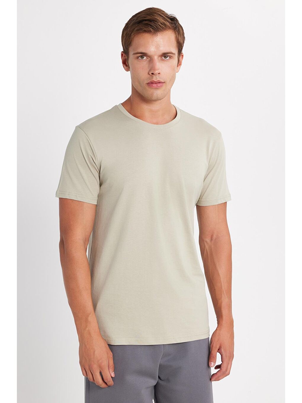 Unisex Slim Fit Dar Kesim %100 Pamuk Yumuşak Dokulu Yeşil Bisiklet Yaka Tişört-3