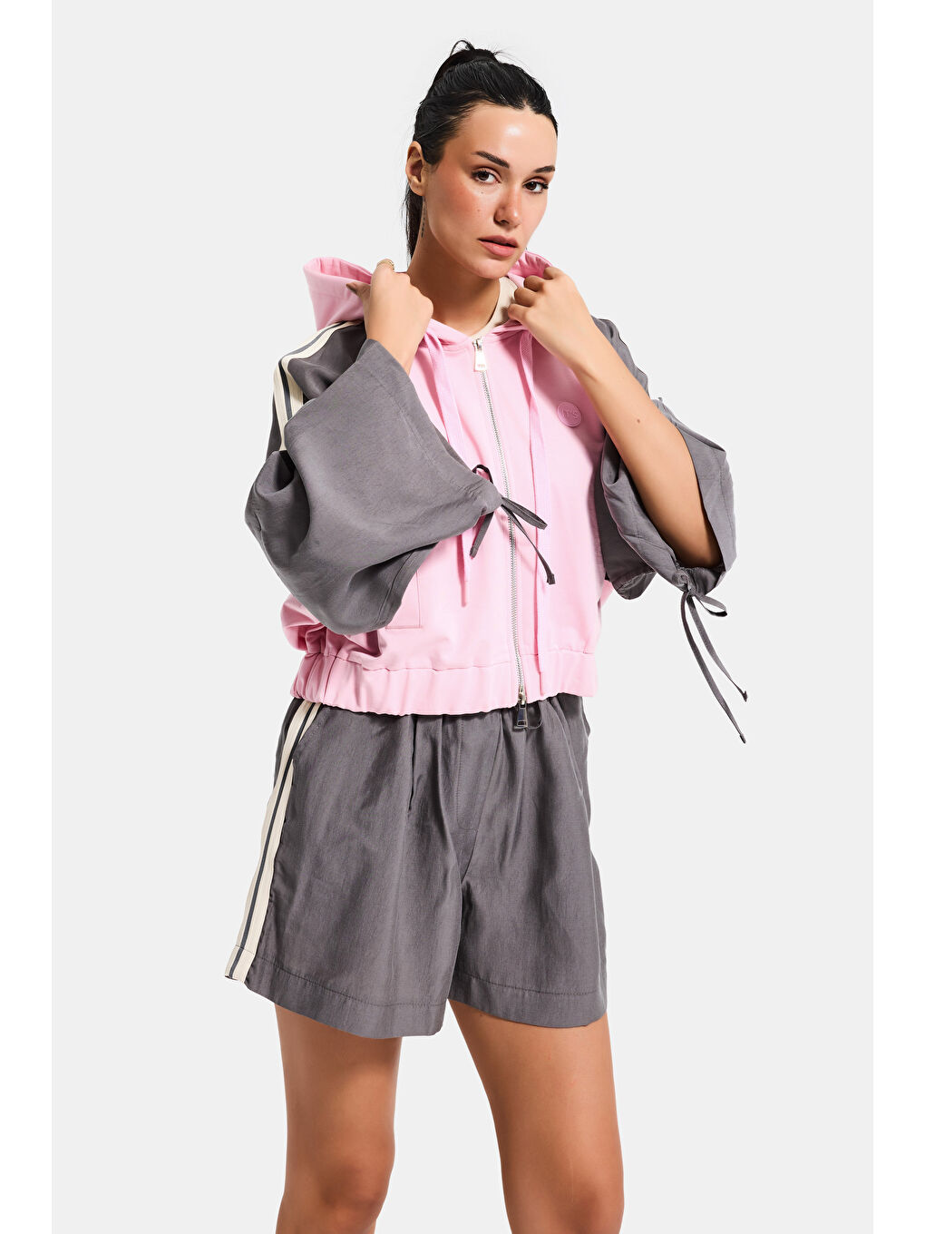 Kadın Gri Pembe s6-98 Oversize Şerit Detaylı Kapüşonlu Özel Tasarım Fermuarlı Sweatshirt-1