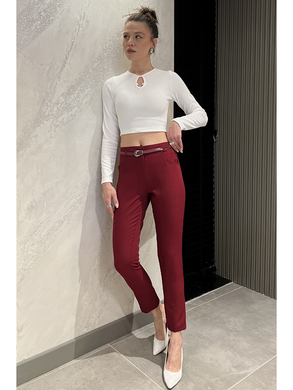Bordo Kadın Kemerli Kumaş Pantolon-1