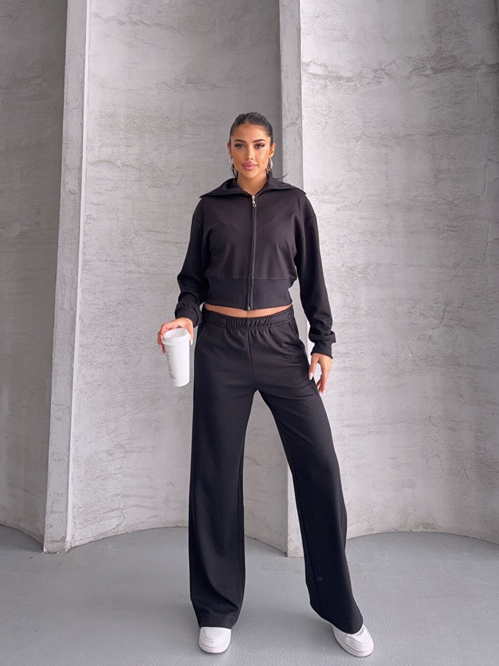 Modal Kumaş Crop Üst Eşofman Takım Siyah