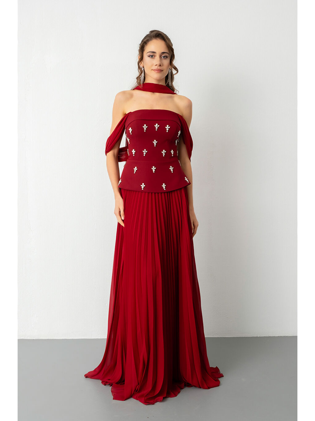 Kadın Bordo Straplez Yaka Taşlı Uzun Söz Nişan Nikah Abiye Elbise-1