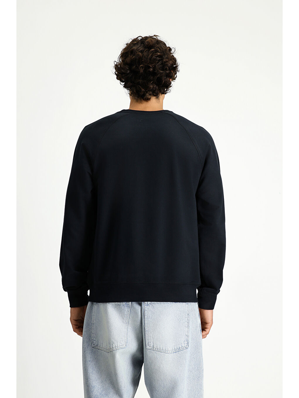 Siyah Bisiklet Yaka Regular Fit Desenli Pamuklu Sweatshirt-4