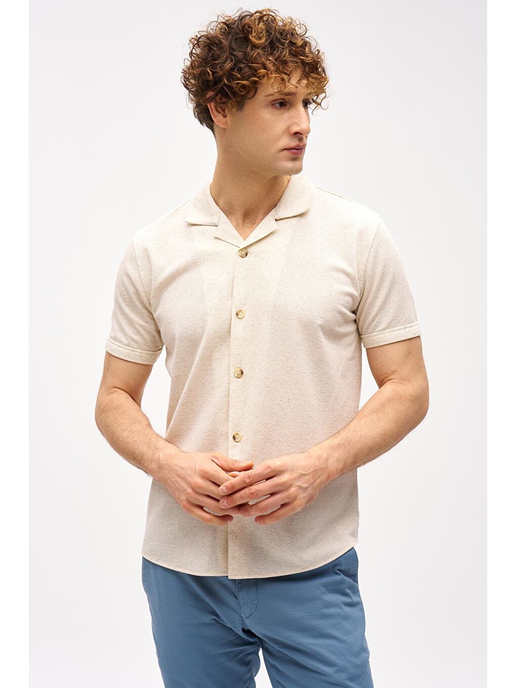 Erkek Bej Apaç Yaka Gömlek-2