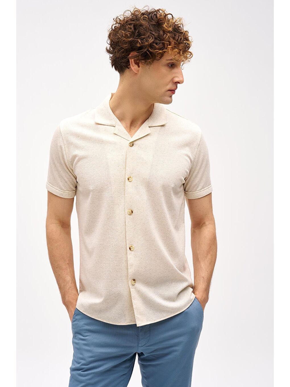 Erkek Bej Apaç Yaka Gömlek-4