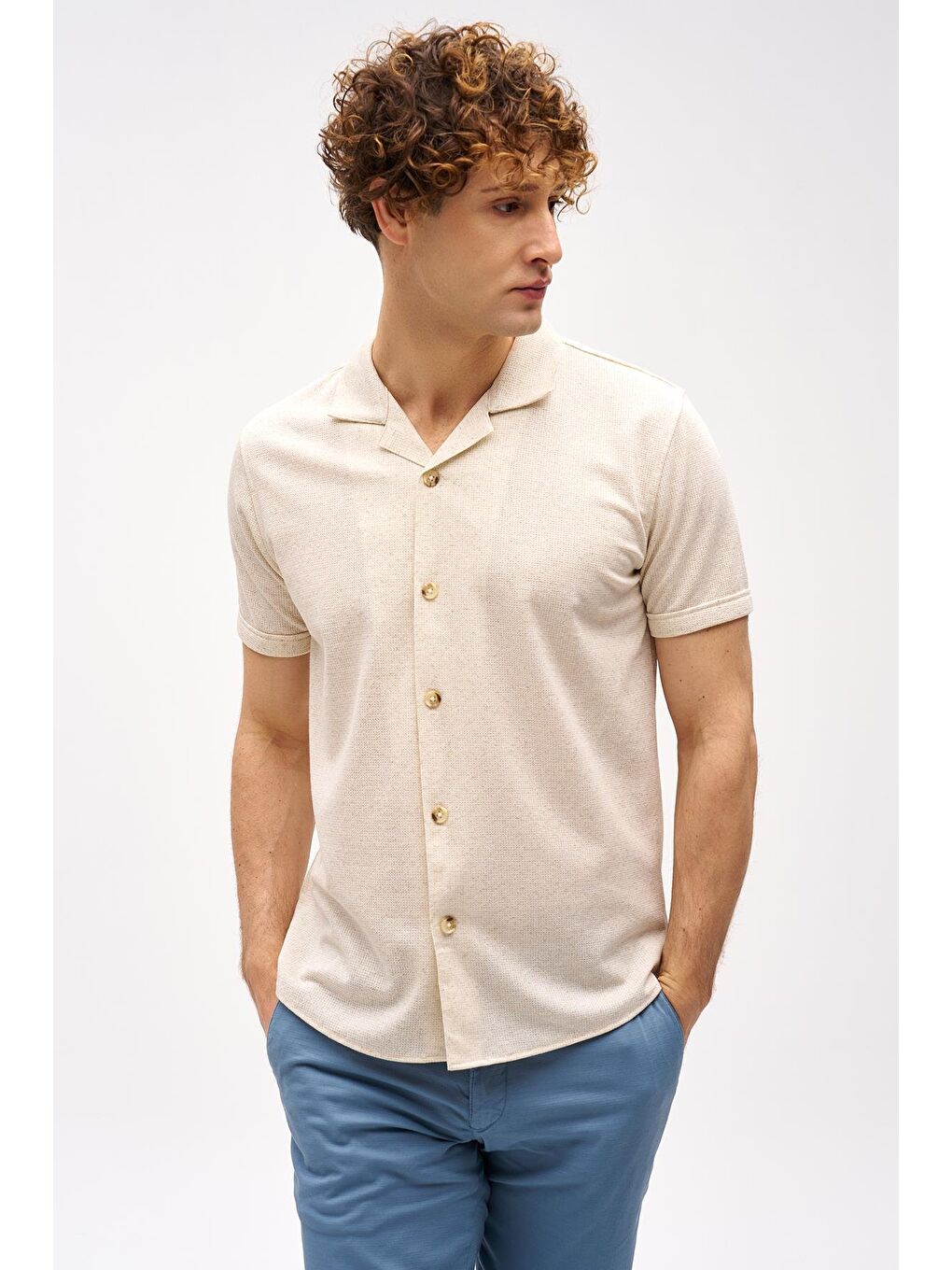 Erkek Bej Apaç Yaka Gömlek-5