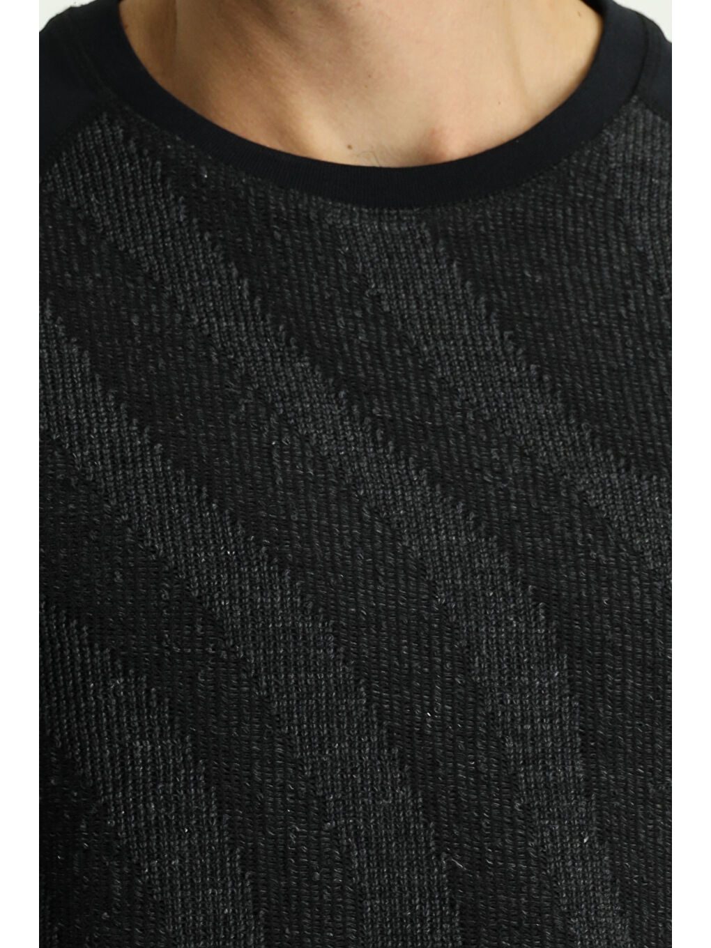 Siyah Bisiklet Yaka Regular Fit Desenli Pamuklu Sweatshirt-5