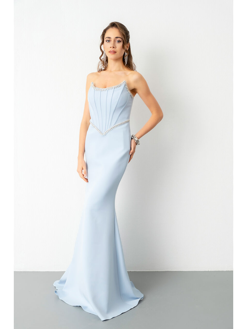 Kadın Bebe Mavi Straplez Taşlı Peplum Kesim Söz Nişan Nikah Abiye Elbise