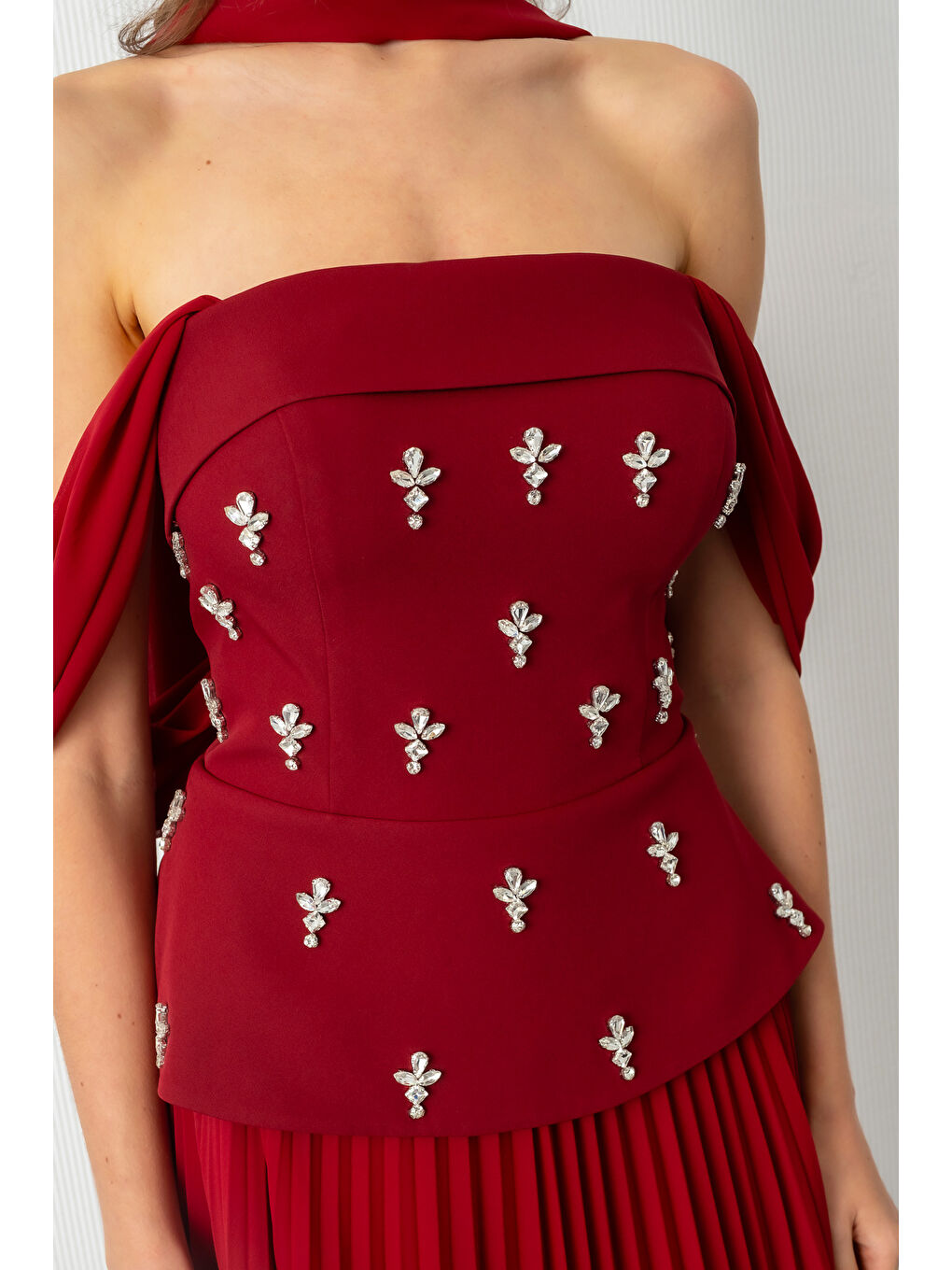 Kadın Bordo Straplez Yaka Taşlı Uzun Söz Nişan Nikah Abiye Elbise-3