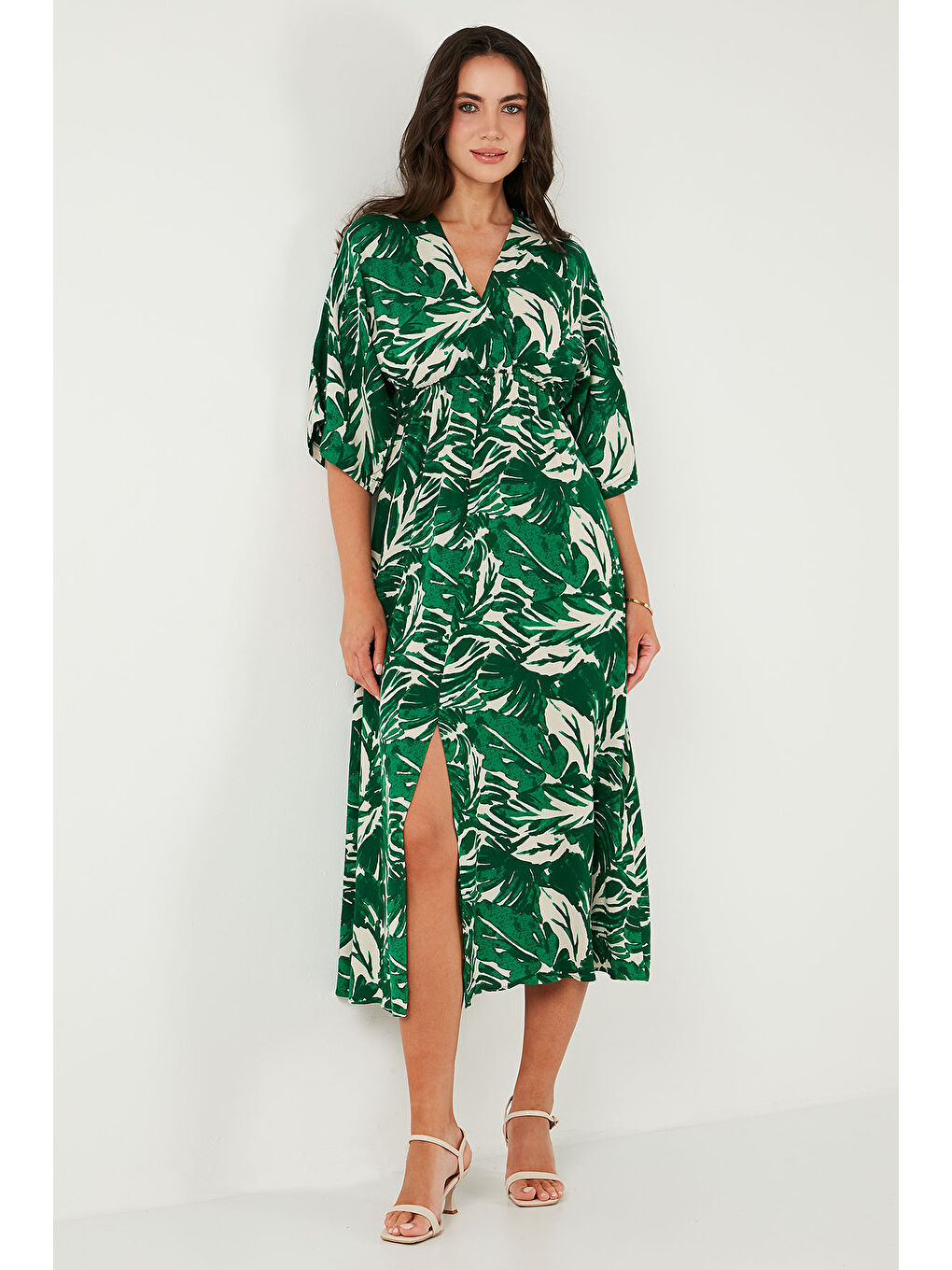 Yeşil Regular Fit V Yaka Desenli Midi Boy Kadın Elbise 67810573-2