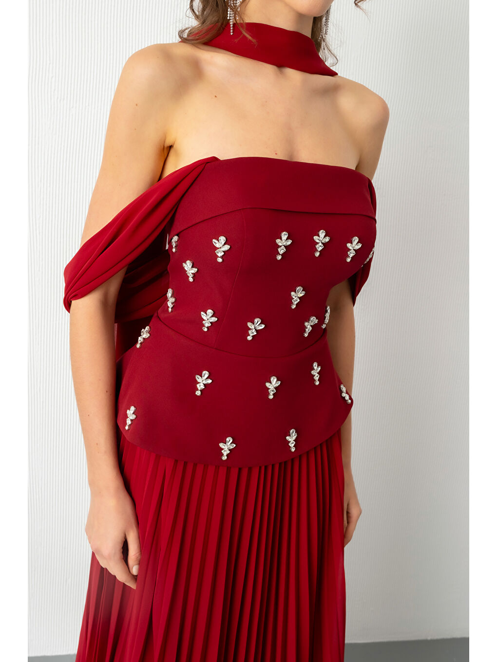 Kadın Bordo Straplez Yaka Taşlı Uzun Söz Nişan Nikah Abiye Elbise-4