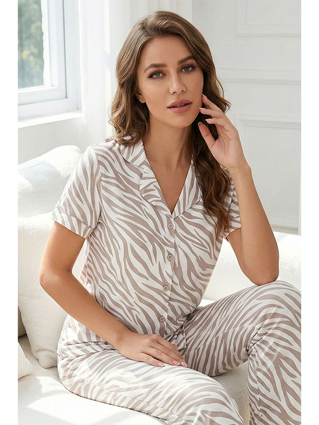 Kadın Zebra Desenli Suprem Pijama Takımı 0002 Beyaz04-1