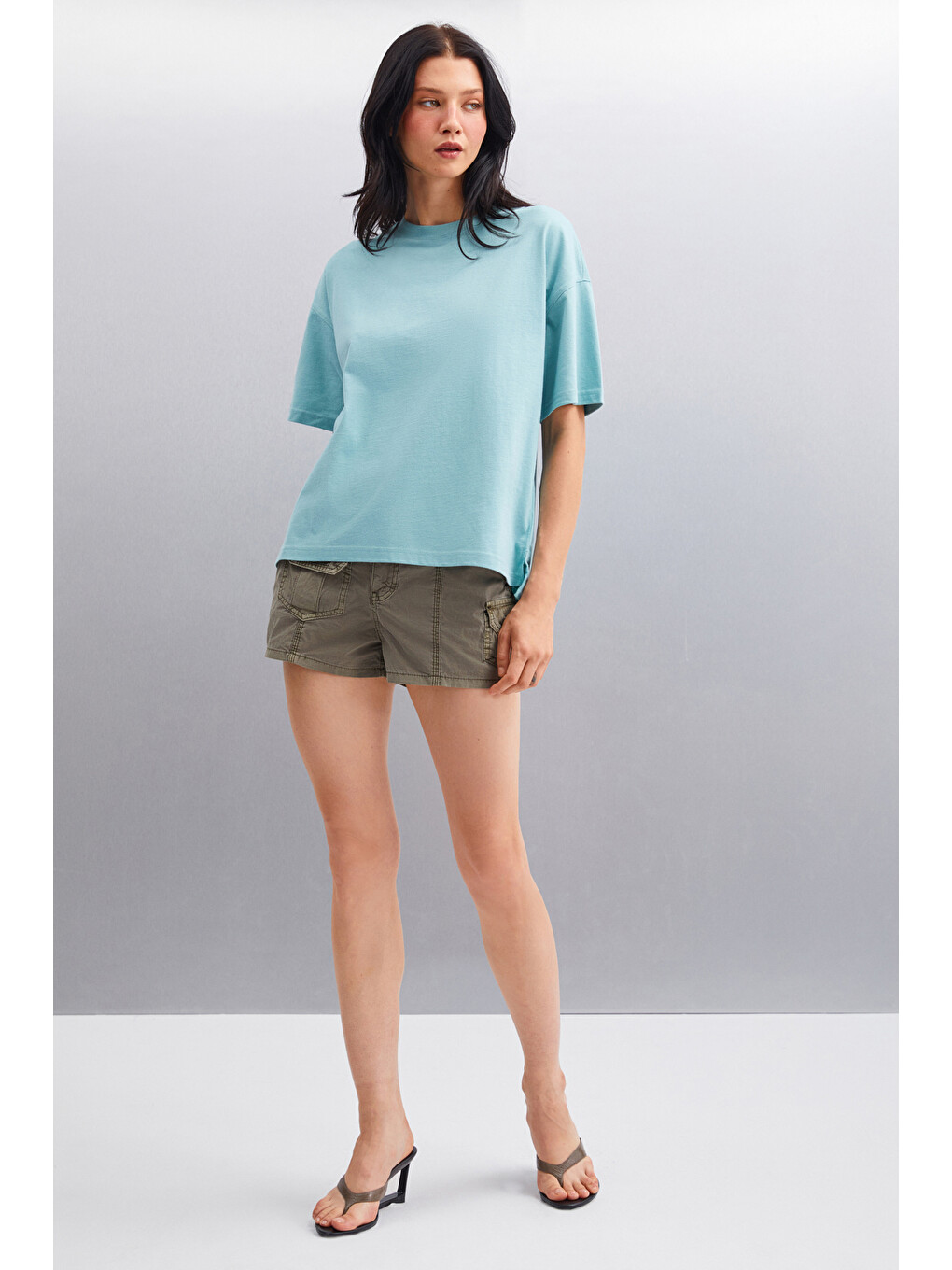Yeşil Jemmy Kadın %100 Organik Pamuk Relaxed Fit Yırtmaçlı Yuvarlak Yakalı YEŞİL T-Shirt-1