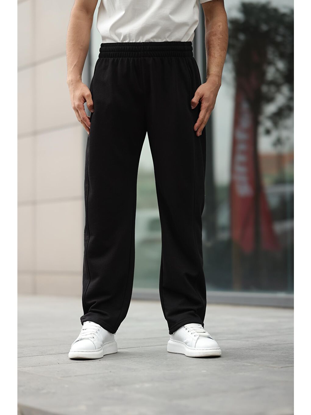 Siyah Rahat Kesim Erkek Eşofman Altı E6560-2