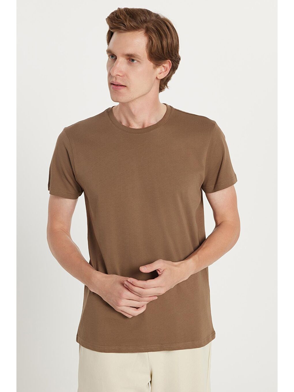 Unisex Slim Fit Dar Kesim %100 Pamuk Yumuşak Dokulu Kahverengi Bisiklet Yaka Tişört-1