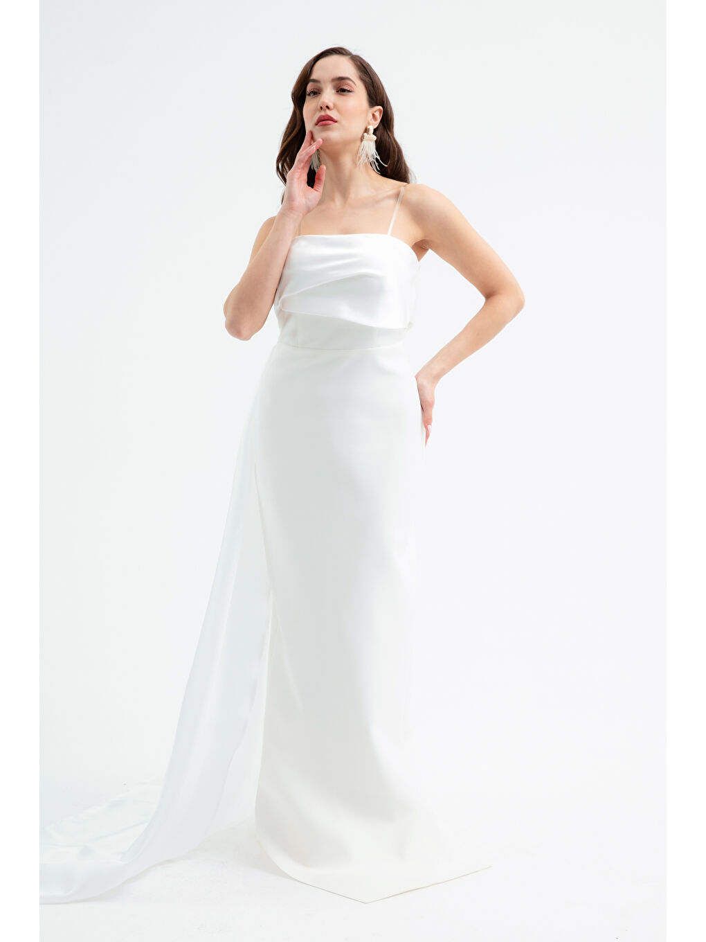 Kadın Beyaz Straplez Yaka Kuyruklu Söz Nişan Nikah Abiye Elbise-1