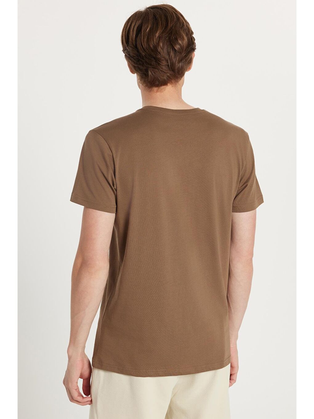 Unisex Slim Fit Dar Kesim %100 Pamuk Yumuşak Dokulu Kahverengi Bisiklet Yaka Tişört-4