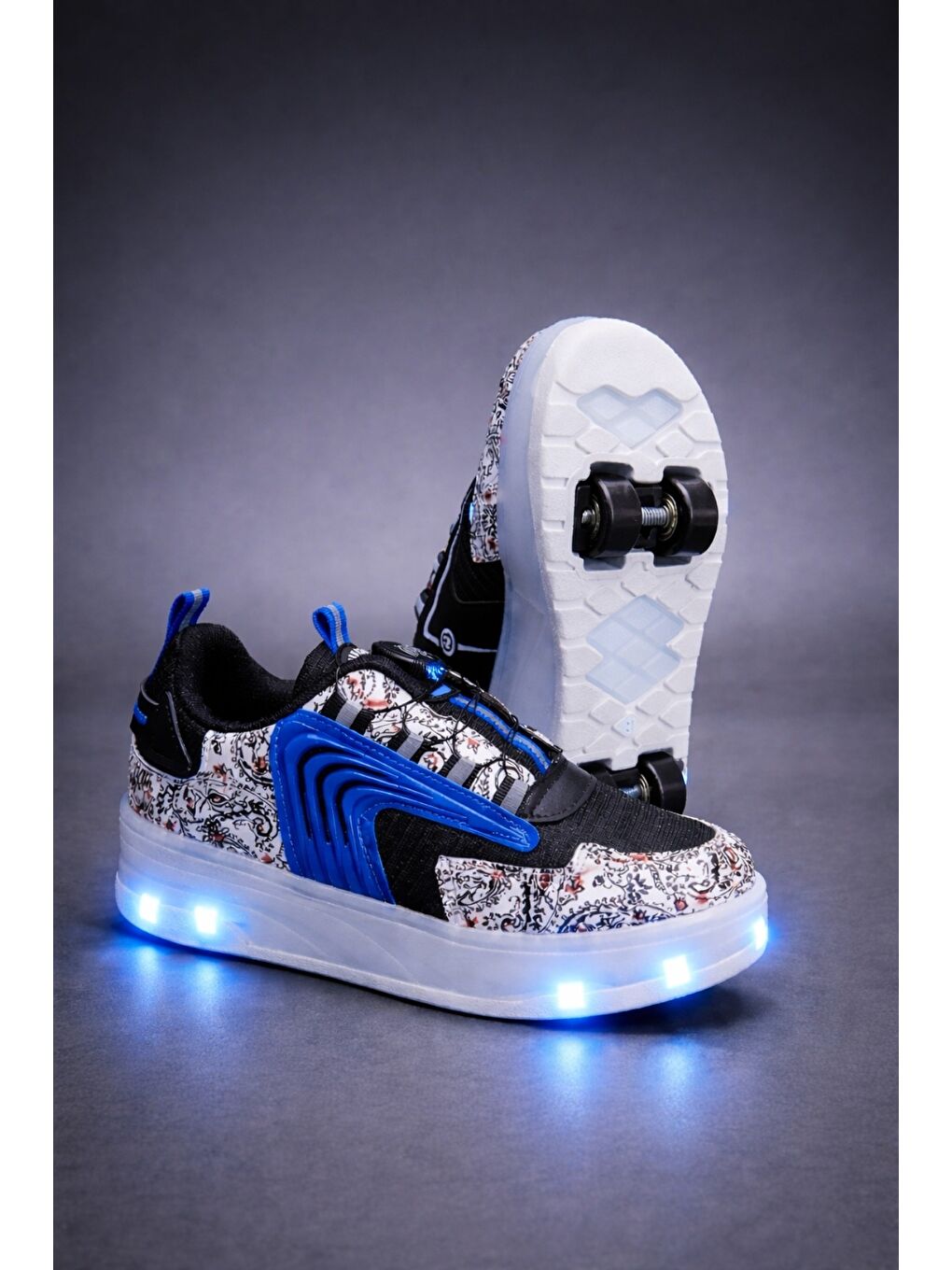 Siyah FLOW Çocuk Işıklı Patenli Tekerlekli Sneaker Spor Ayakkabı