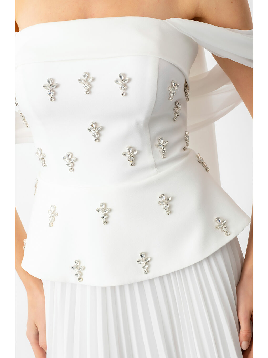 Kadın Beyaz Straplez Yaka Taşlı Uzun Söz Nişan Nikah Abiye Elbise-3