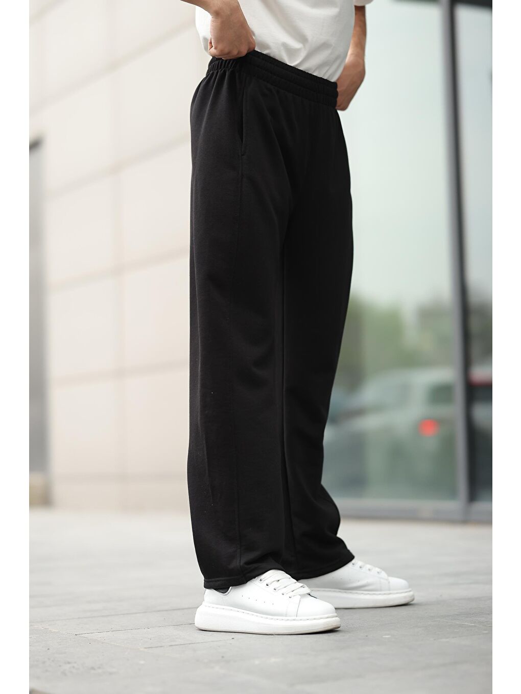 Siyah Rahat Kesim Erkek Eşofman Altı E6560-6