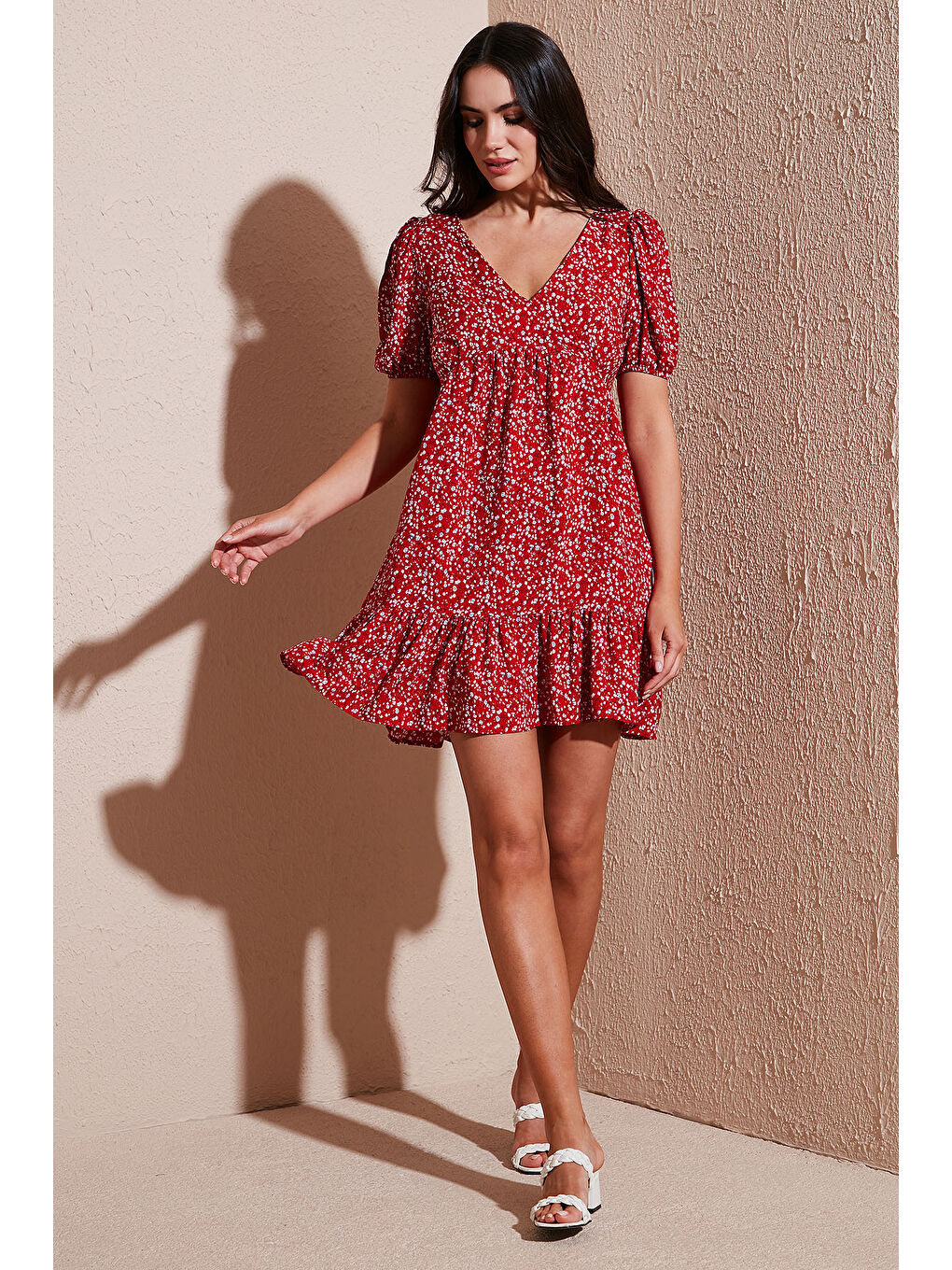 Kırmızı Regular Fit V Yaka Balon Kol Desenli Mini Kadın Elbise 67810045