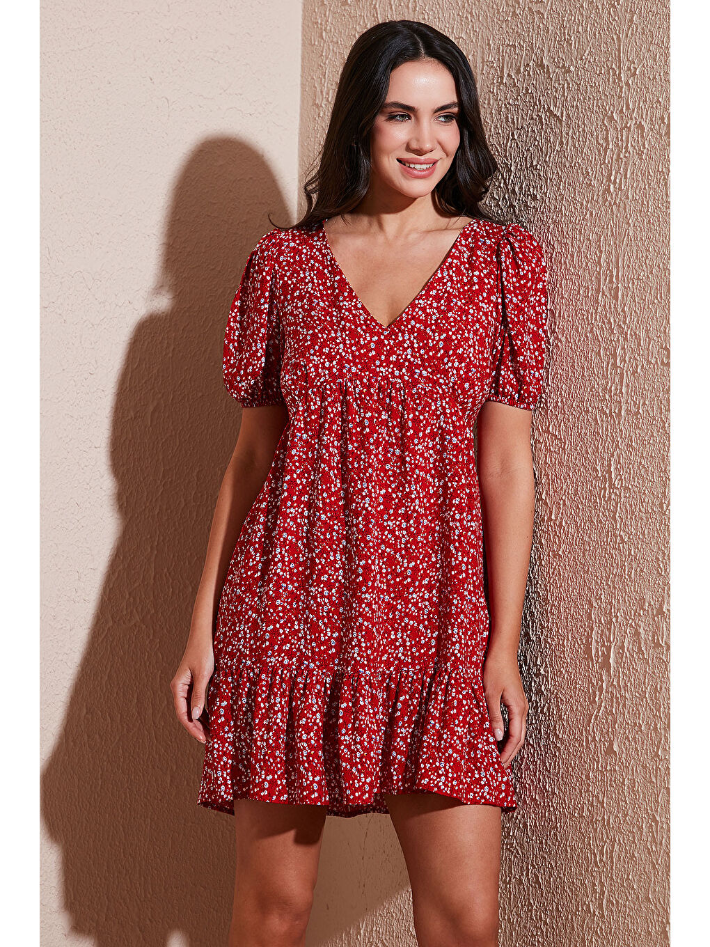Kırmızı Regular Fit V Yaka Balon Kol Desenli Mini Kadın Elbise 67810045-1