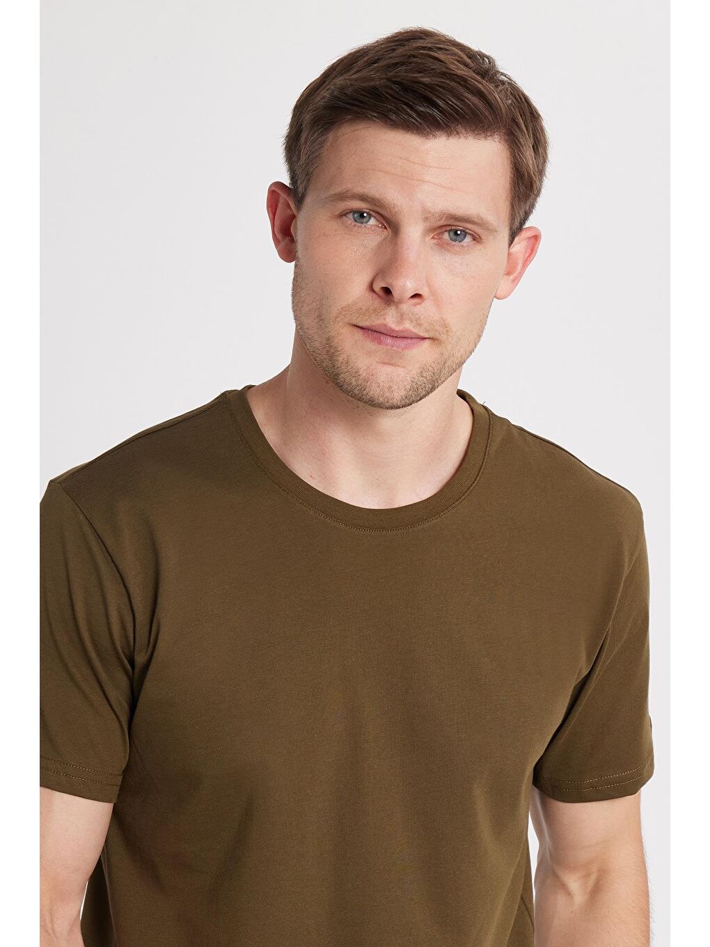 Unisex Slim Fit Dar Kesim %100 Pamuk Yumuşak Dokulu Haki Bisiklet Yaka Tişört-1