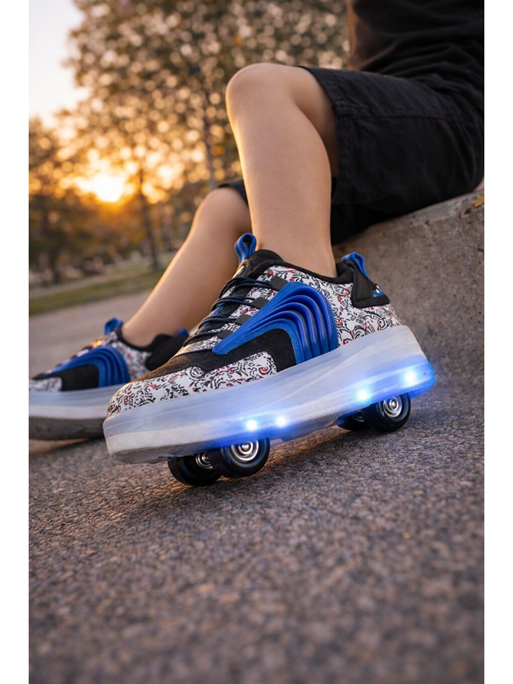 Siyah FLOW Çocuk Işıklı Patenli Tekerlekli Sneaker Spor Ayakkabı-5