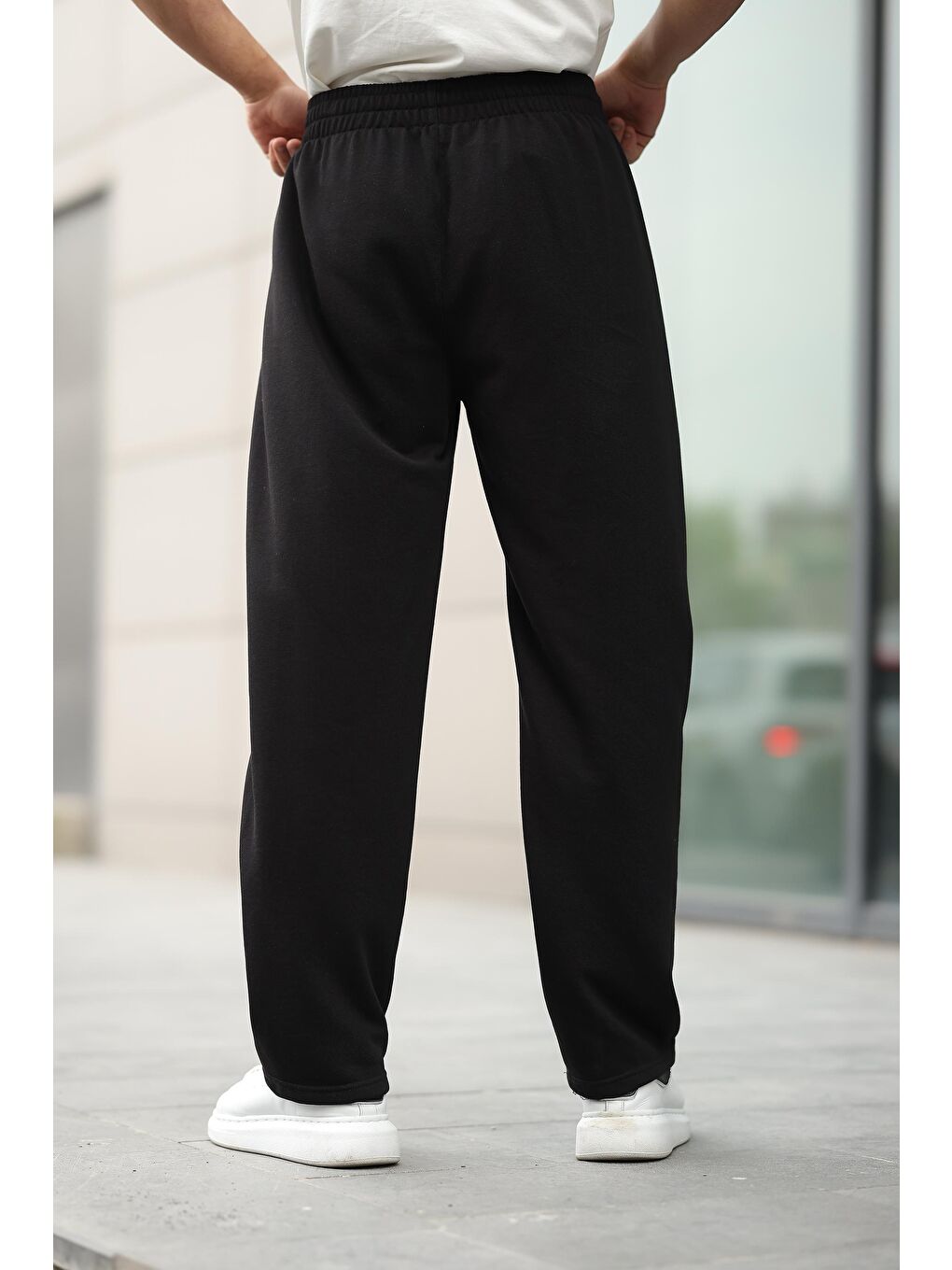 Siyah Rahat Kesim Erkek Eşofman Altı E6560-8