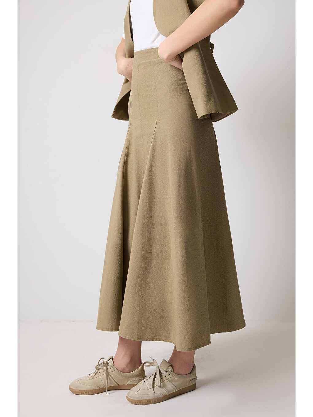 Yeşil Biye Kemerli Yelek Etek Takım-4