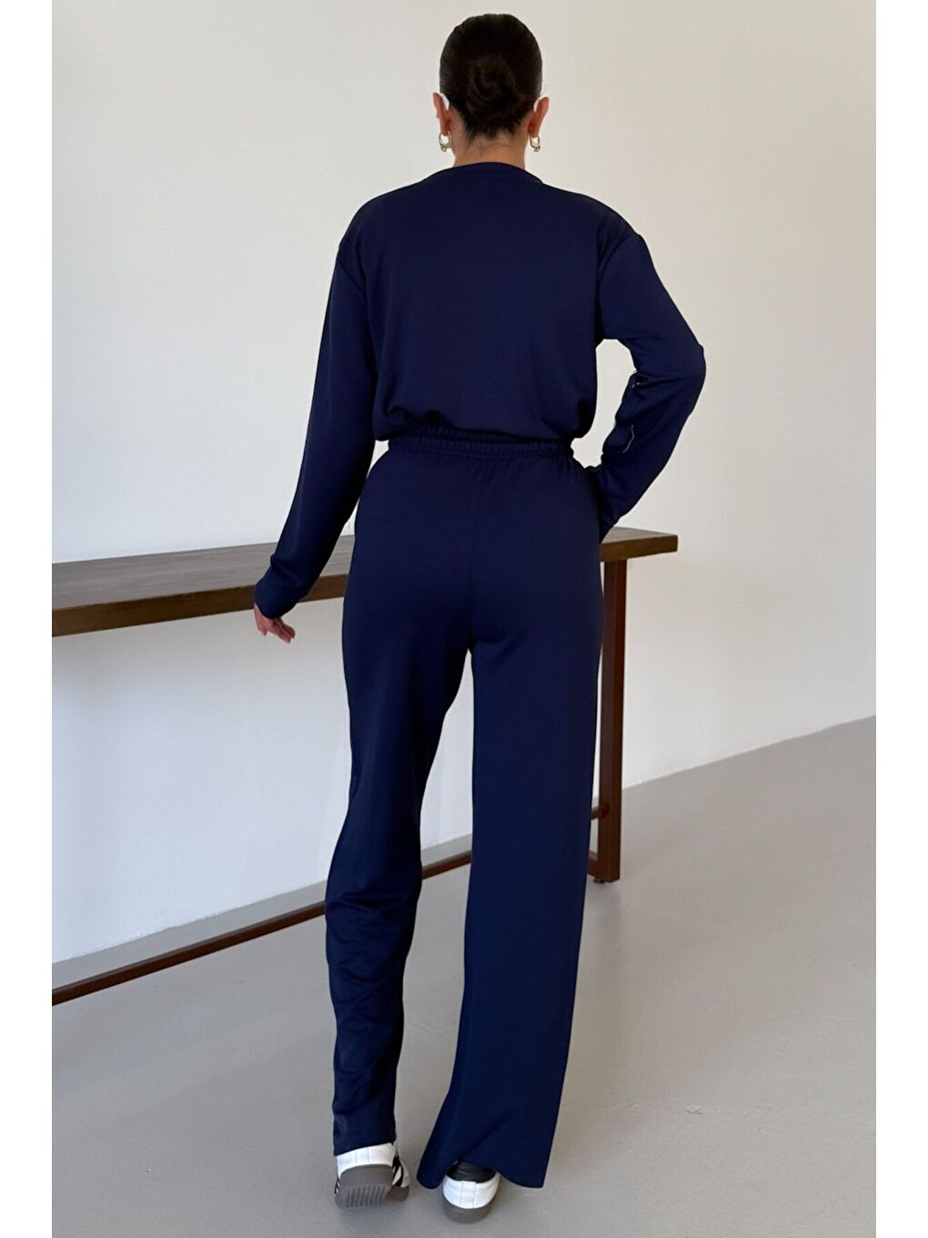 Kadın Lacivert İnce Beyaz Biye Çizgi Detaylı Bisiklet Yaka Modal Kumaş Alt-Üst Takım-6