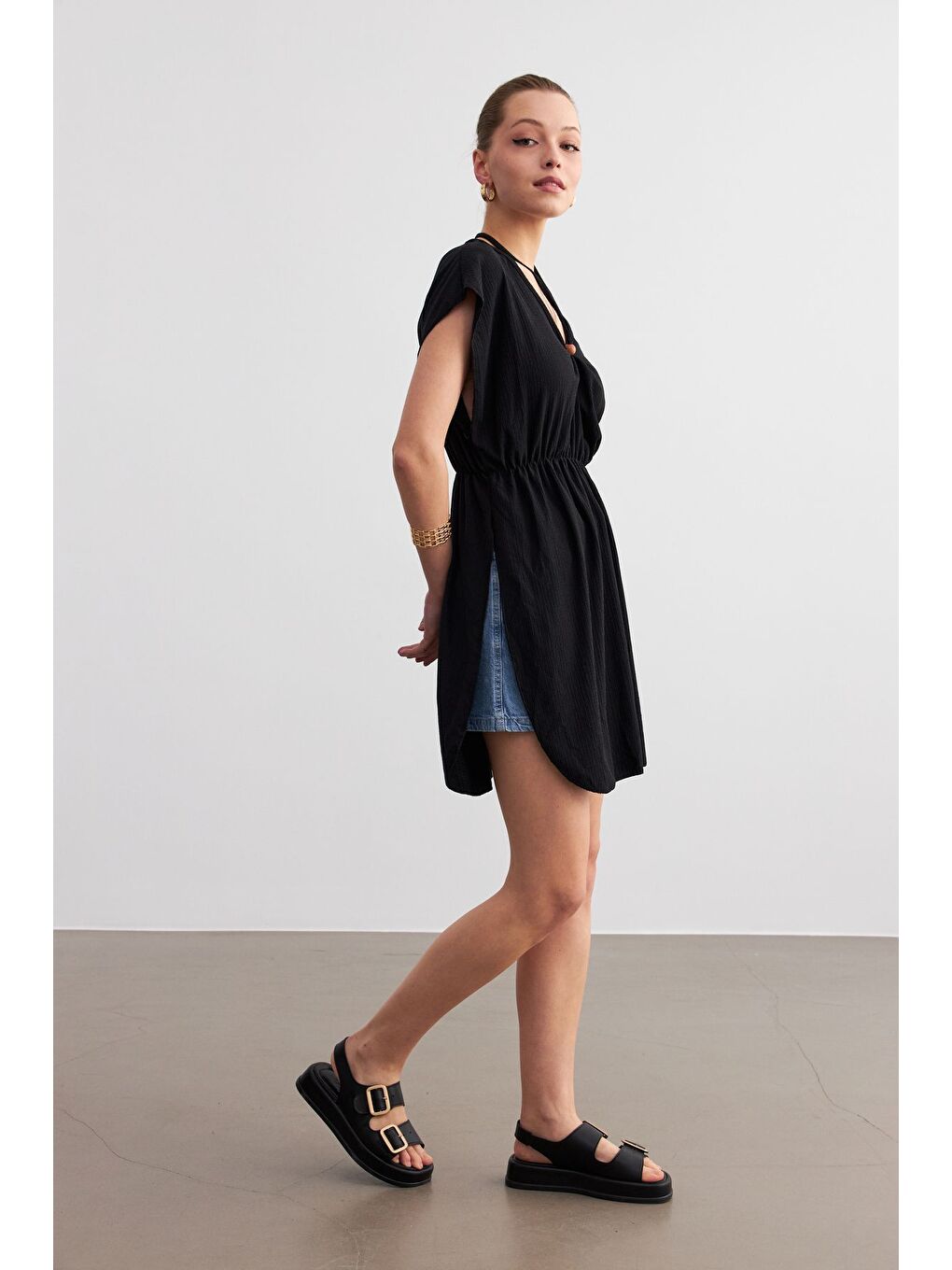 Kadın Siyah V Yaka İpli Pareo-2