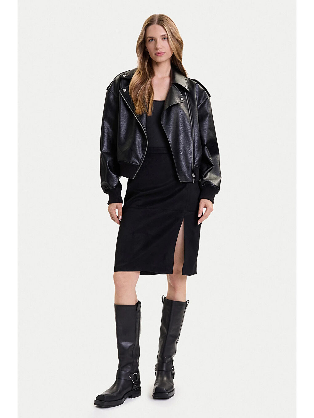 Siyah Onloline Regular Fit Suni Deri Yırtmaçlı Kadın Etek 15357433-1