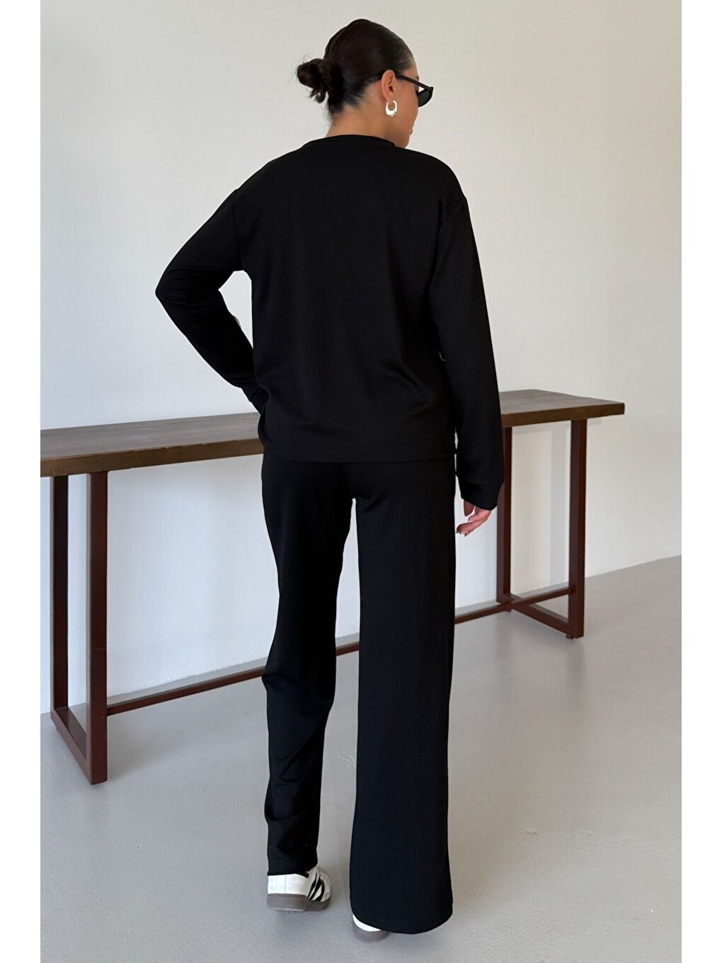 Kadın Siyah İnce Beyaz Biye Çizgi Detaylı Bisiklet Yaka Modal Kumaş Alt-Üst Takım-6