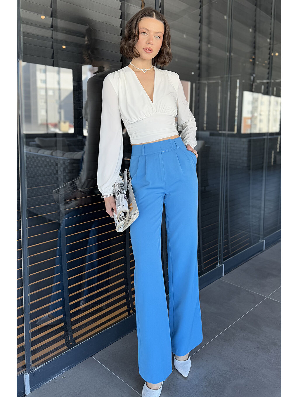 Mavi Bel Cırtlı Bol Paça Kadın Kumaş Pantolon-1