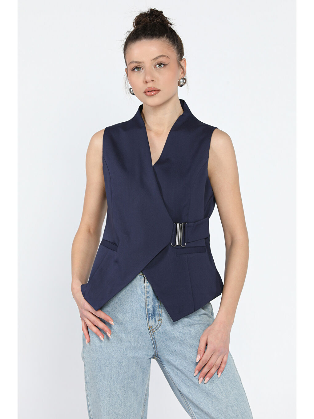 Lacivert Kemer Detaylı Astarlı Kadın Yelek