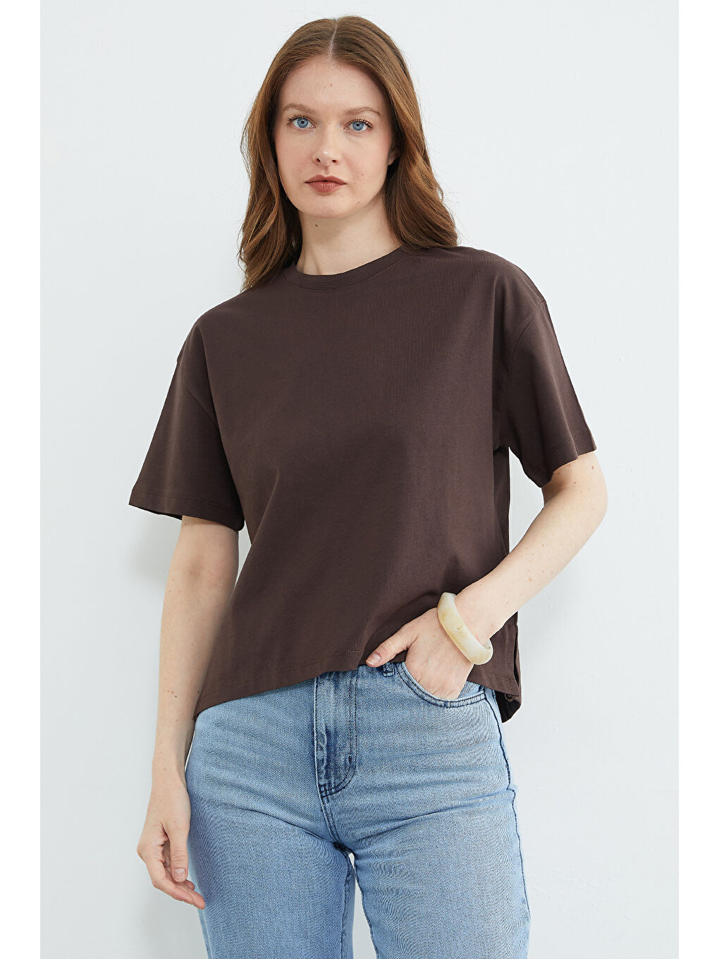 Kahverengi Basic Bisiklet Yaka Crop Tişört